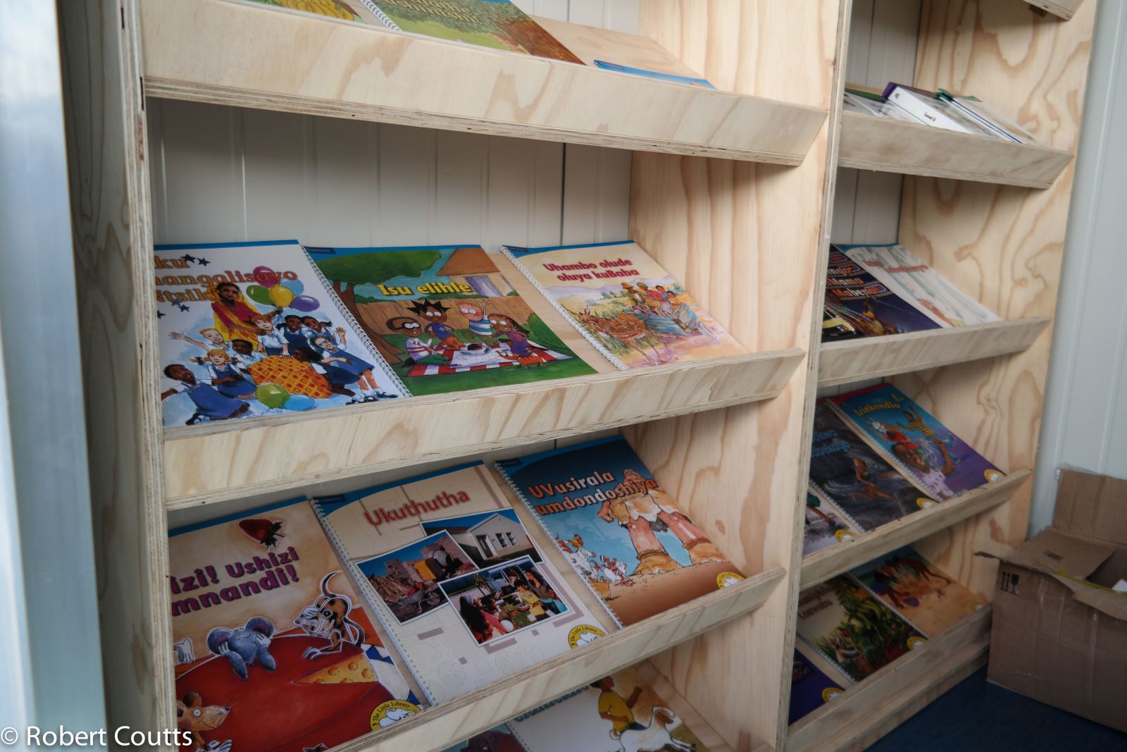PIC 1 PR HYT 4723 Panong Primary School Container Library