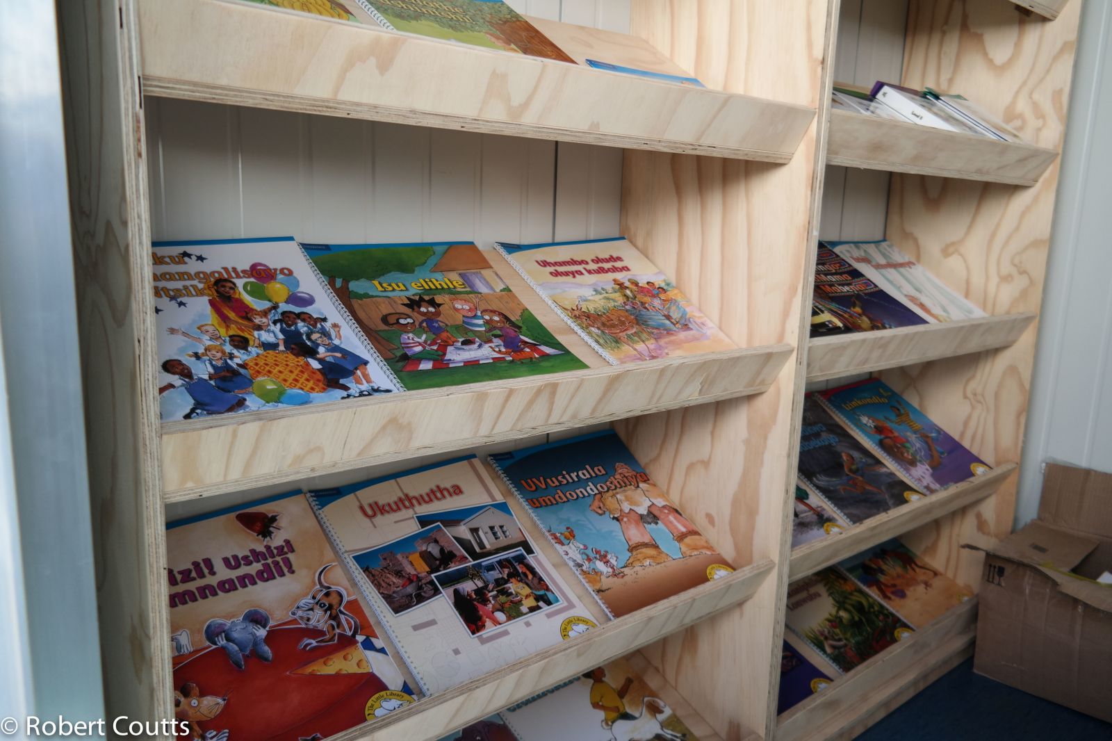 PIC 1 PR HYT 4723 Panong Primary School Container Library